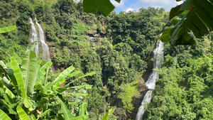 z7114703852312_95855d97ff166fbdaa8b733823376382_5b2a9